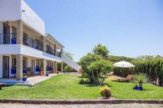 Apartamentos La Limonera